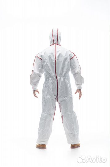 Защитный костюм