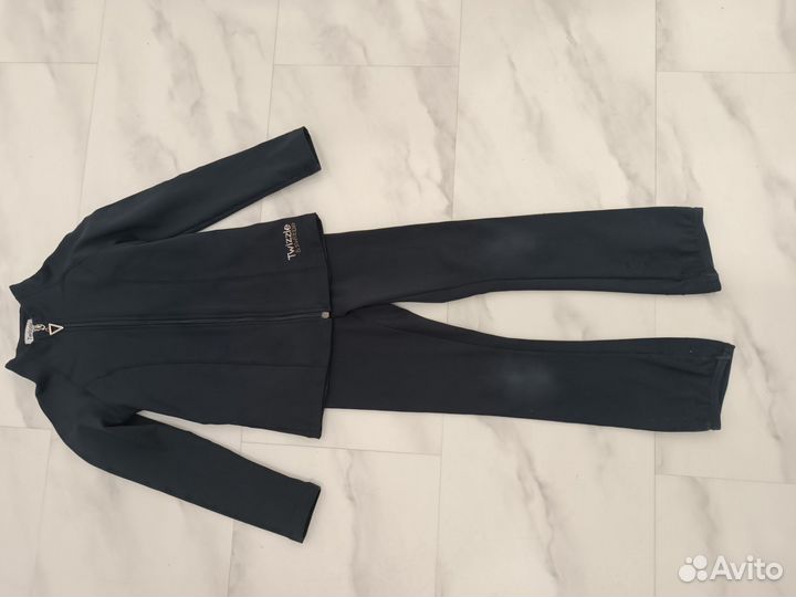 Продам костюм для фигурного катания