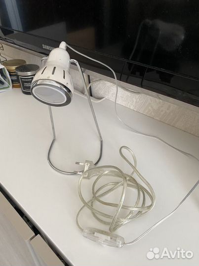 Светильник (лампа)