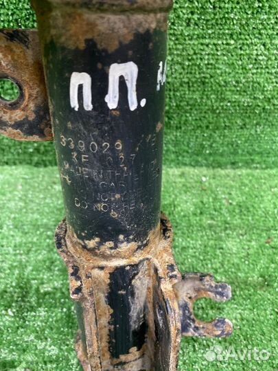 Амортизатор подвески передний правый Chevrolet