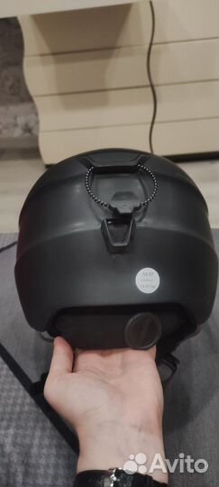 Горнолыжный шлем