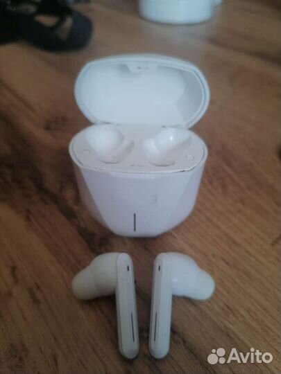 Беспроводные наушники