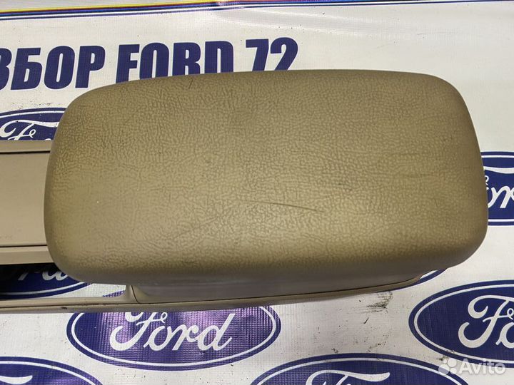 Подлокотник Mazda 6 GG