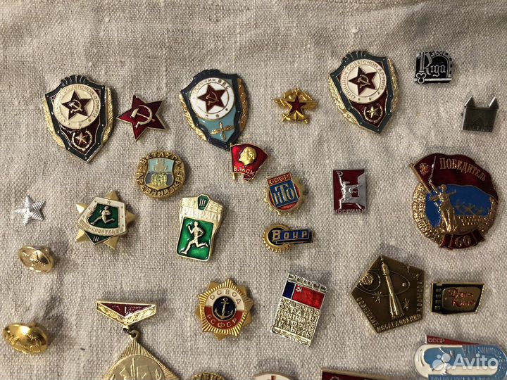 Коллекция значков