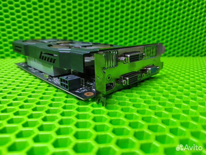 Видеокарта GTX 750 Ti 2GB