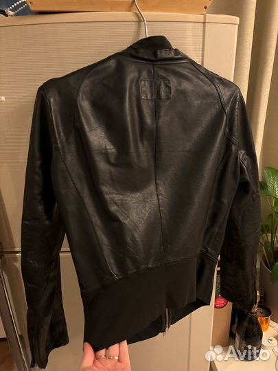 Кожаная куртка Armani Emporio, XS