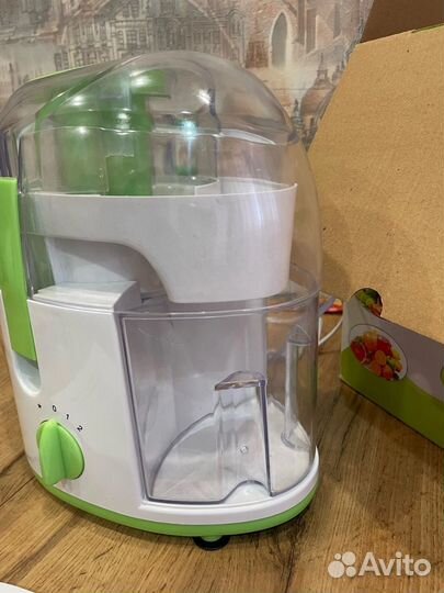 Соковыжималка CB-J322