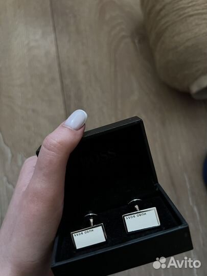 Запонки hugo boss