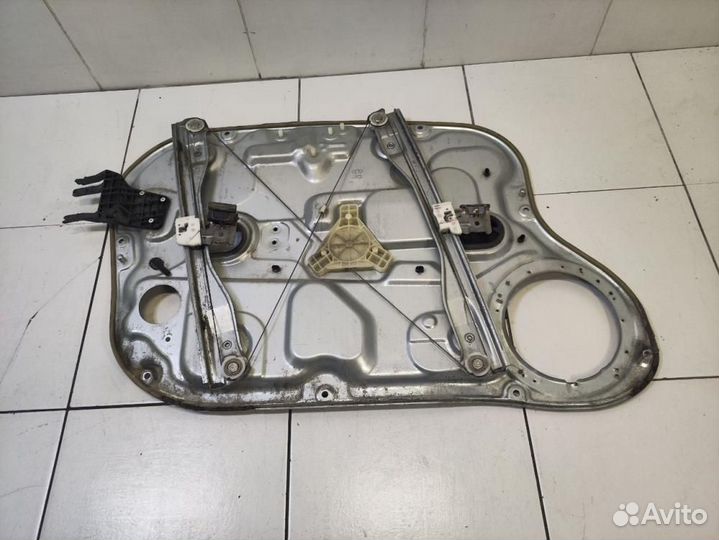 Стеклоподъемник электр. передний правый Hyundai El