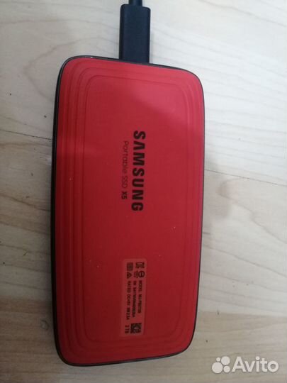 Внешний PCIe NVMe SSD Samsung X5 2TB Thunderbolt-3