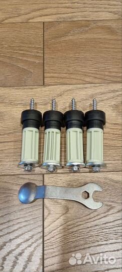 Транспортировочные болты для стиральной машины