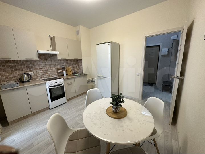 1-к. квартира, 42 м², 13/25 эт.