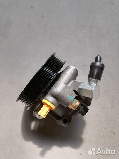 Насос гидроусилителя руля Ford Focus HPN0302DF