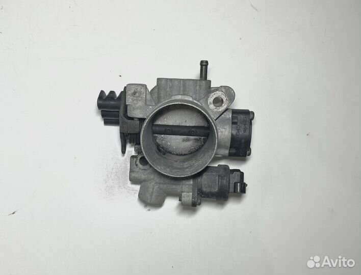 Дроссельная заслонка Dodge Caravan Chrysler 3.8