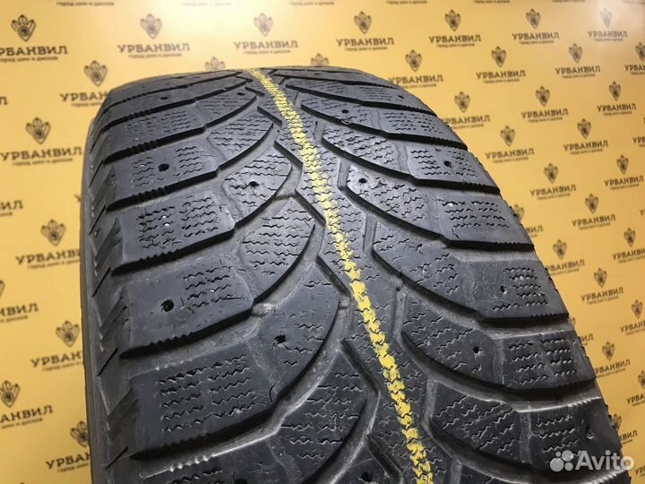 Bridgestone Blizzak Spike-01 235/60 R18 107T
