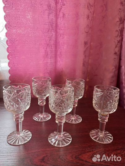 Хрустальные бокалы