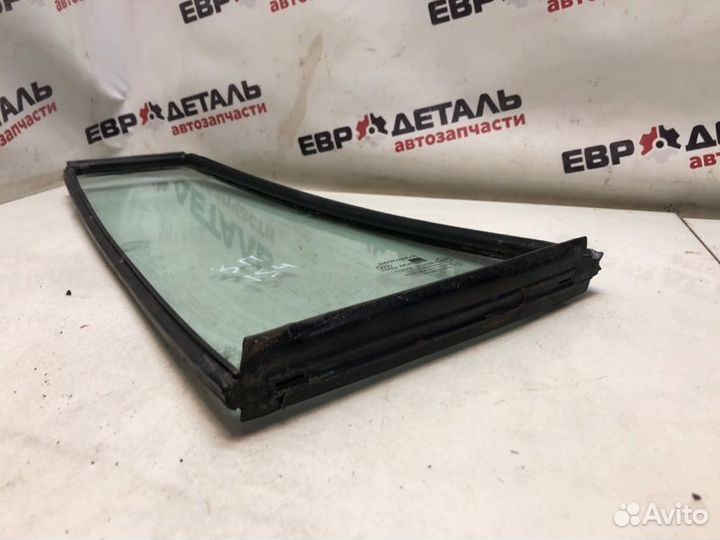 Стекло двери заднее правое Ssang Yong Kyron