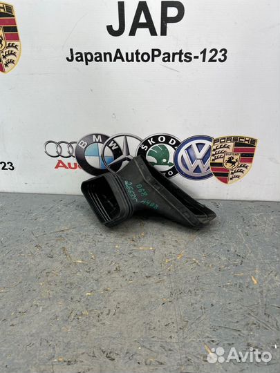 Воздуховод Audi A4 B8 cdnc 2010