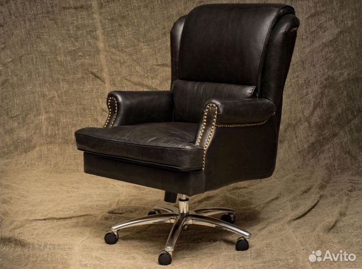 Офисное кресло Professor Office Chair