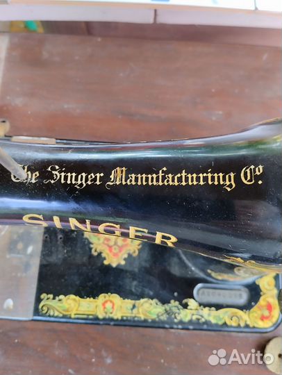 Швейная машина Singer