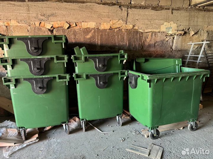 Пластиковый контейнер 1100л