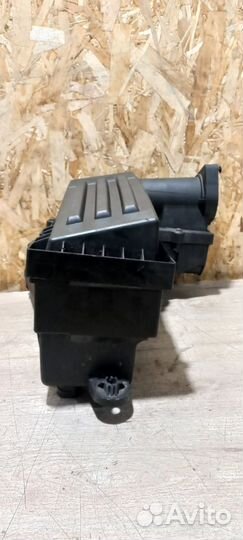 Корпус воздушного фильтра Skoda Octavia (A5 1Z)