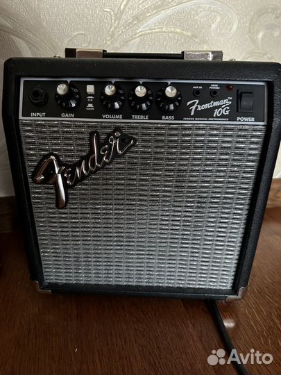 Гитарный комбоусилитель