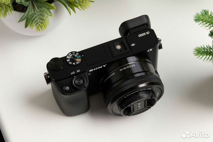 Sony A6000 Kit + Комплект