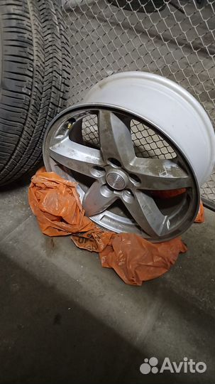 Диск R17 от Jeep Cherokee KK