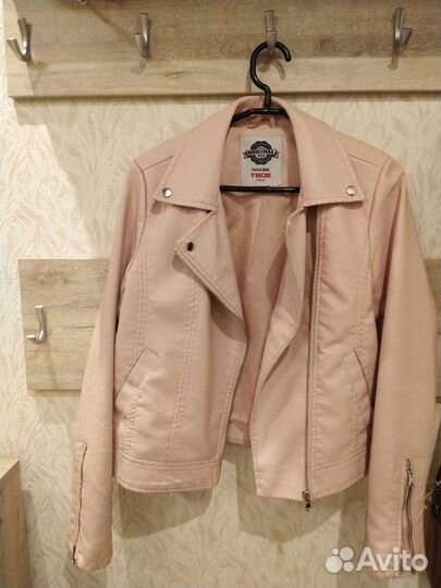 Куртка кожаная женская 46 размер
