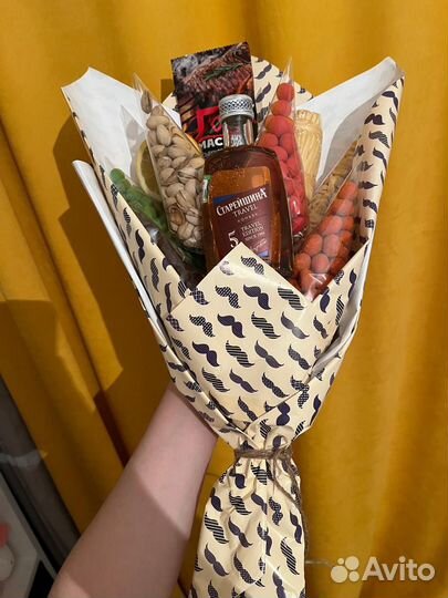 Искуственые букеты со сладостями