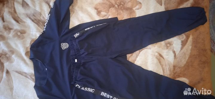 Спортивный костюм