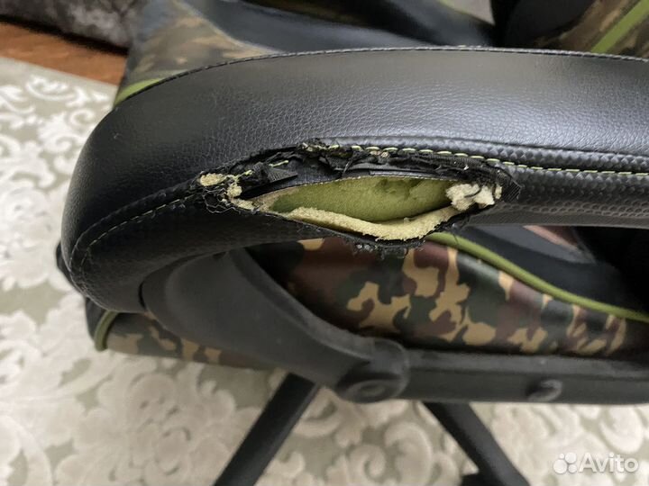 Игровое кресло thunderx3