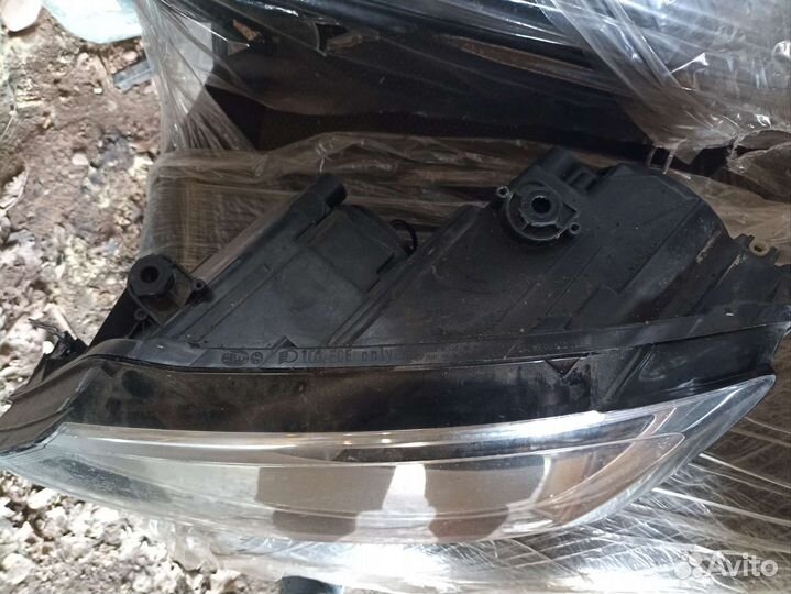 Фара левая Jetta 6