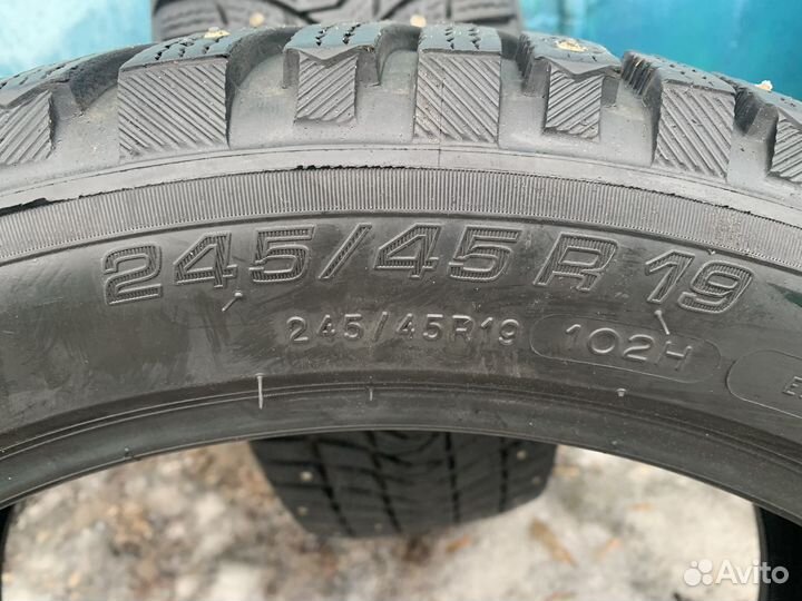 Michelin X-Ice North 3 245/45 R19