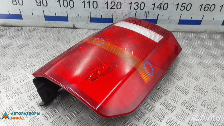 Фонарь задний левый Land Rover Discovery 3 2006