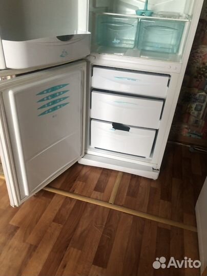 Холодильник бу stinol