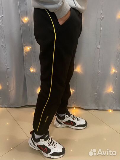 Теплые штаны Nike