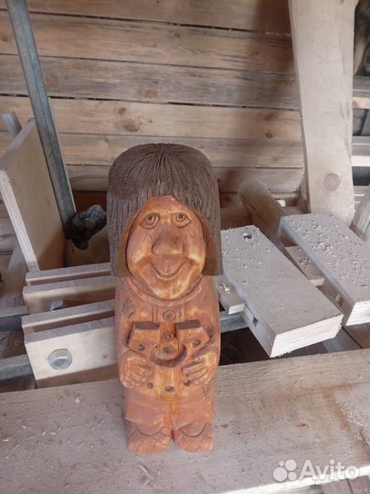 Домовые из дерева