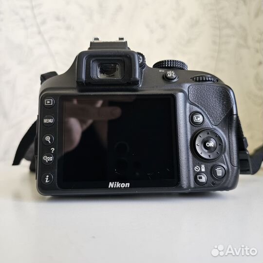 Зеркальный фотоаппарат Nikon D3400 Как Новый