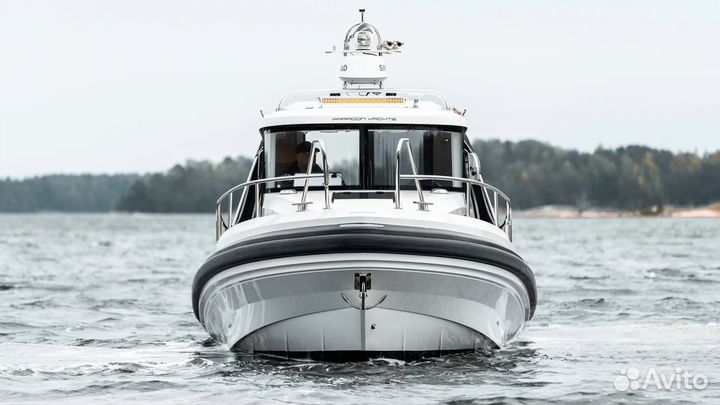 Катер с кабиной Paragon 31