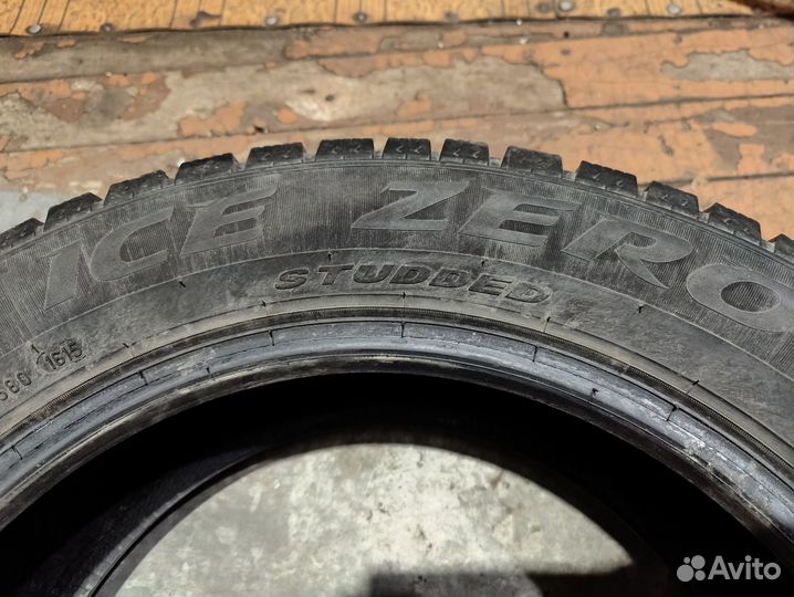 Pirelli Ice Zero 205/55 R16 94T