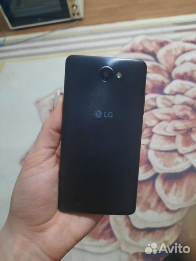 LG 200