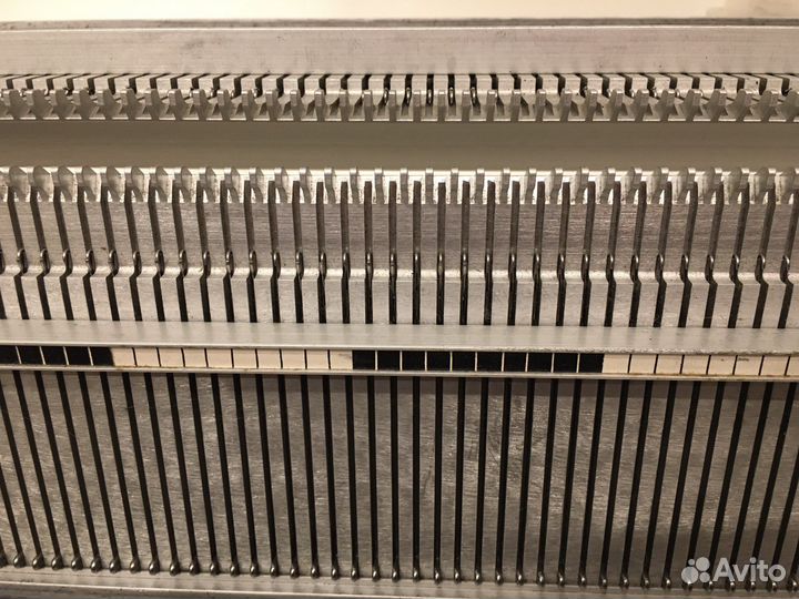 Вязальная машина « Каскад» двухфонтурная