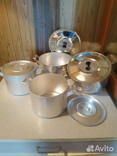 Кастрюля алюминиевая