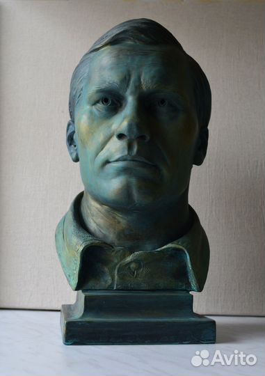Бюст Василия Шукшина