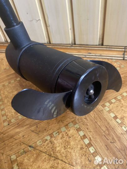 Электрический лодочный мотор