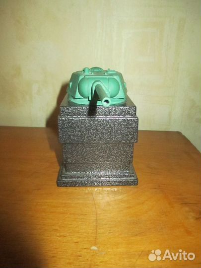 Настольный сувенир башня Т-34 Сталинград-Волгоград