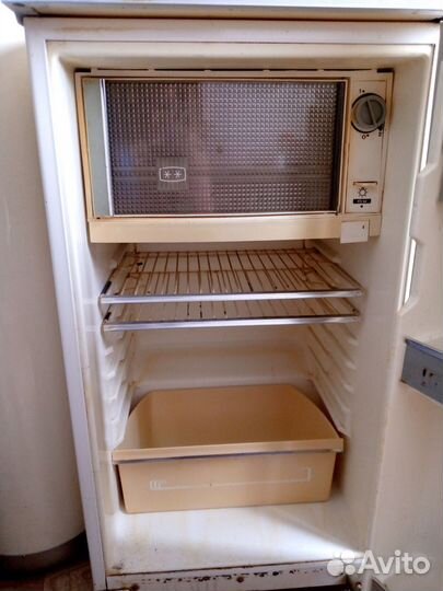 Холодильник Саратов 1225м