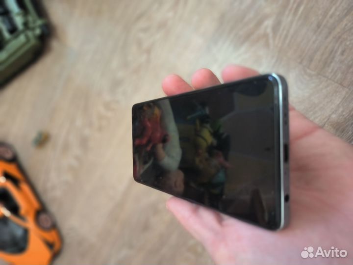 Infinix Note 12 VIP, 8/256 ГБ